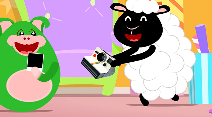 Screenshot from the Funny Photos video